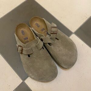 Birkenstock soft bed clog